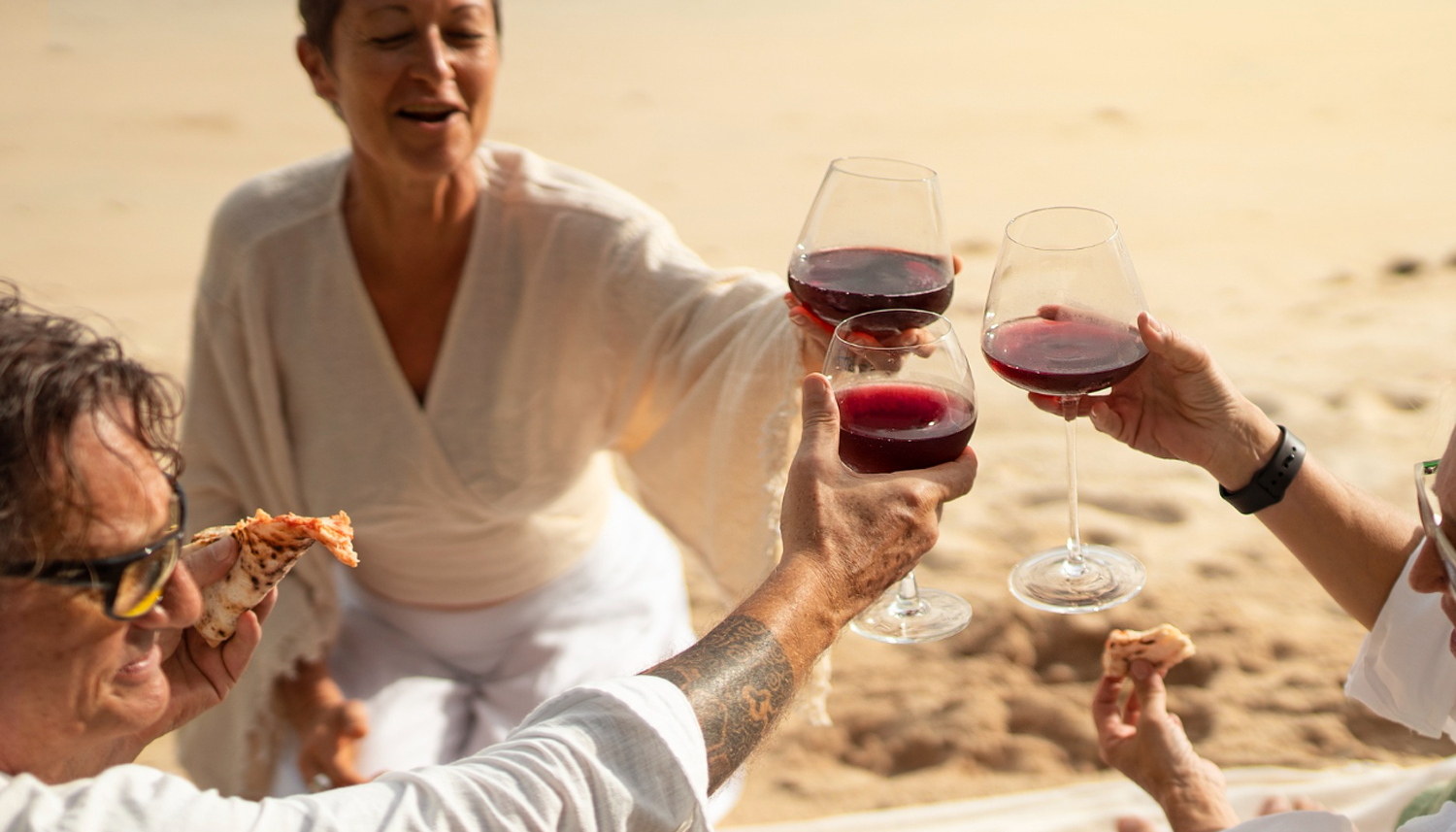 ¿QUIÉN DIJO QUE LOS VINOS TINTOS NO SON PARA EL VERANO?